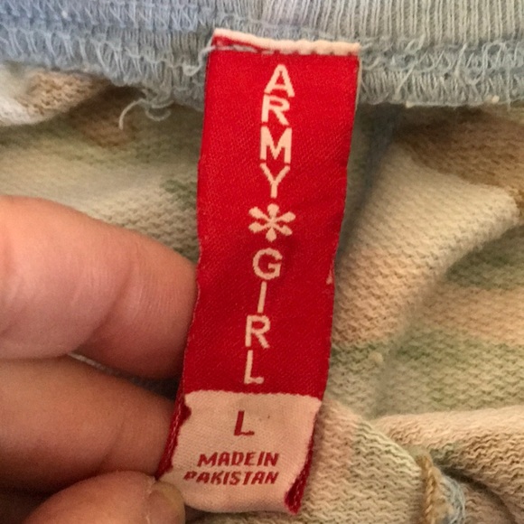 Army Girl Blue Camo Pants Varsity Apparel NWT L - Picture 10 of 11